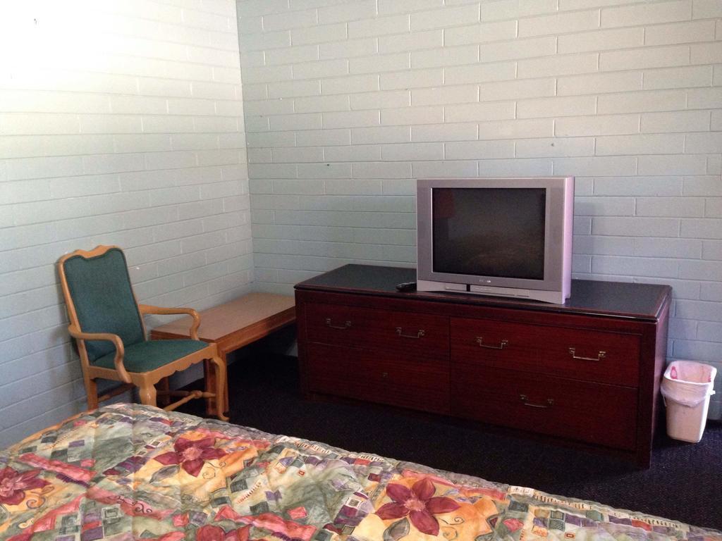 Florida Motel เกนส์วิลล์ ห้อง รูปภาพ